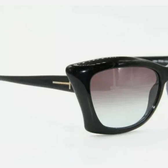 Tom Ford Lana Cat Eye Sunglasses. - Picture 2 of 7